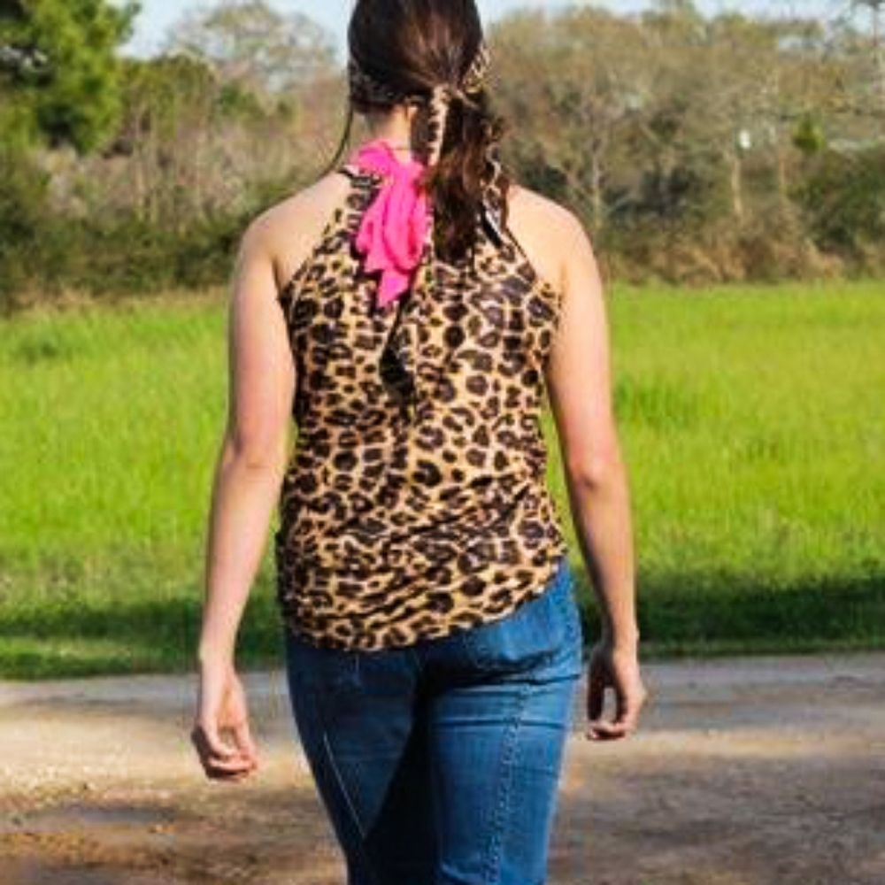 Leopard Halter Top - Picture 4 of 4
